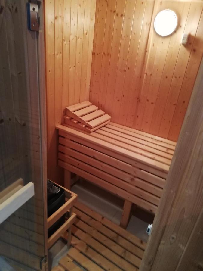 Forest Path Luxury Studio Apartment With Large Bedroom Bathroom And Sauna Sleeps Up To 4 Ballynahinch Ngoại thất bức ảnh